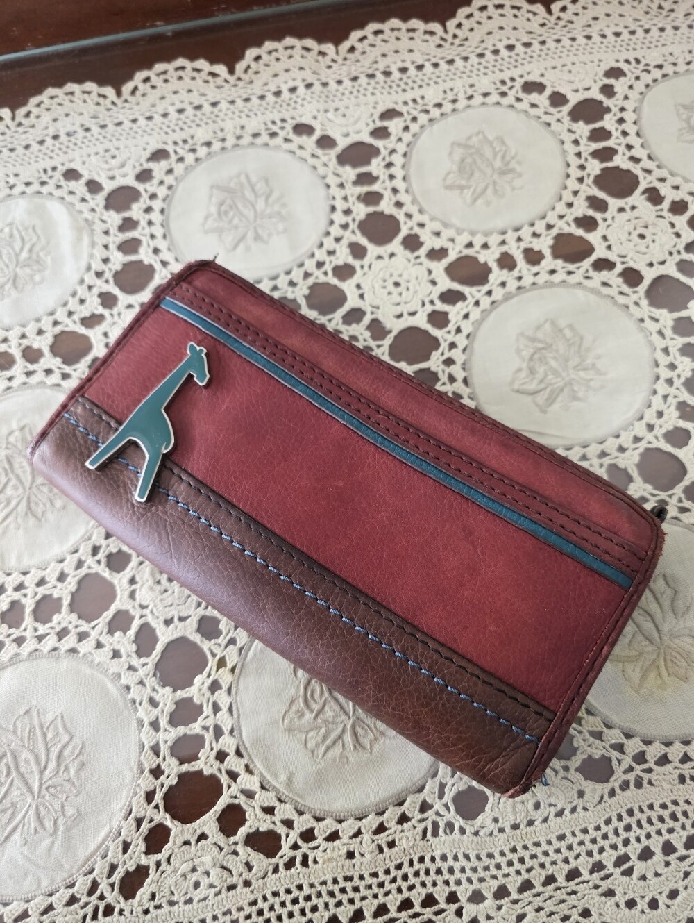 Fossil Colorblock Leather Wallet | Brown & Cognac With Blue Giraffe